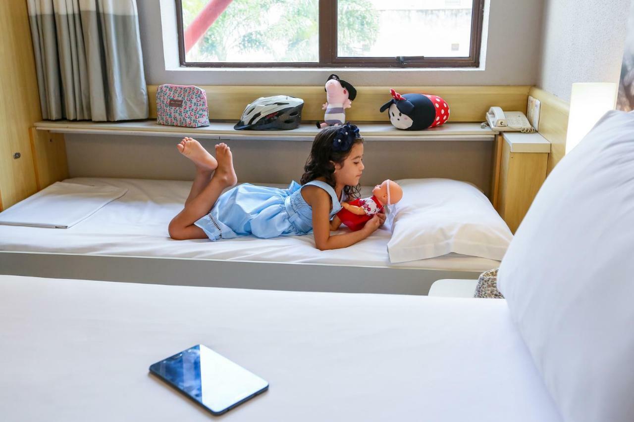 Hotel Ibis Maringá Esterno foto